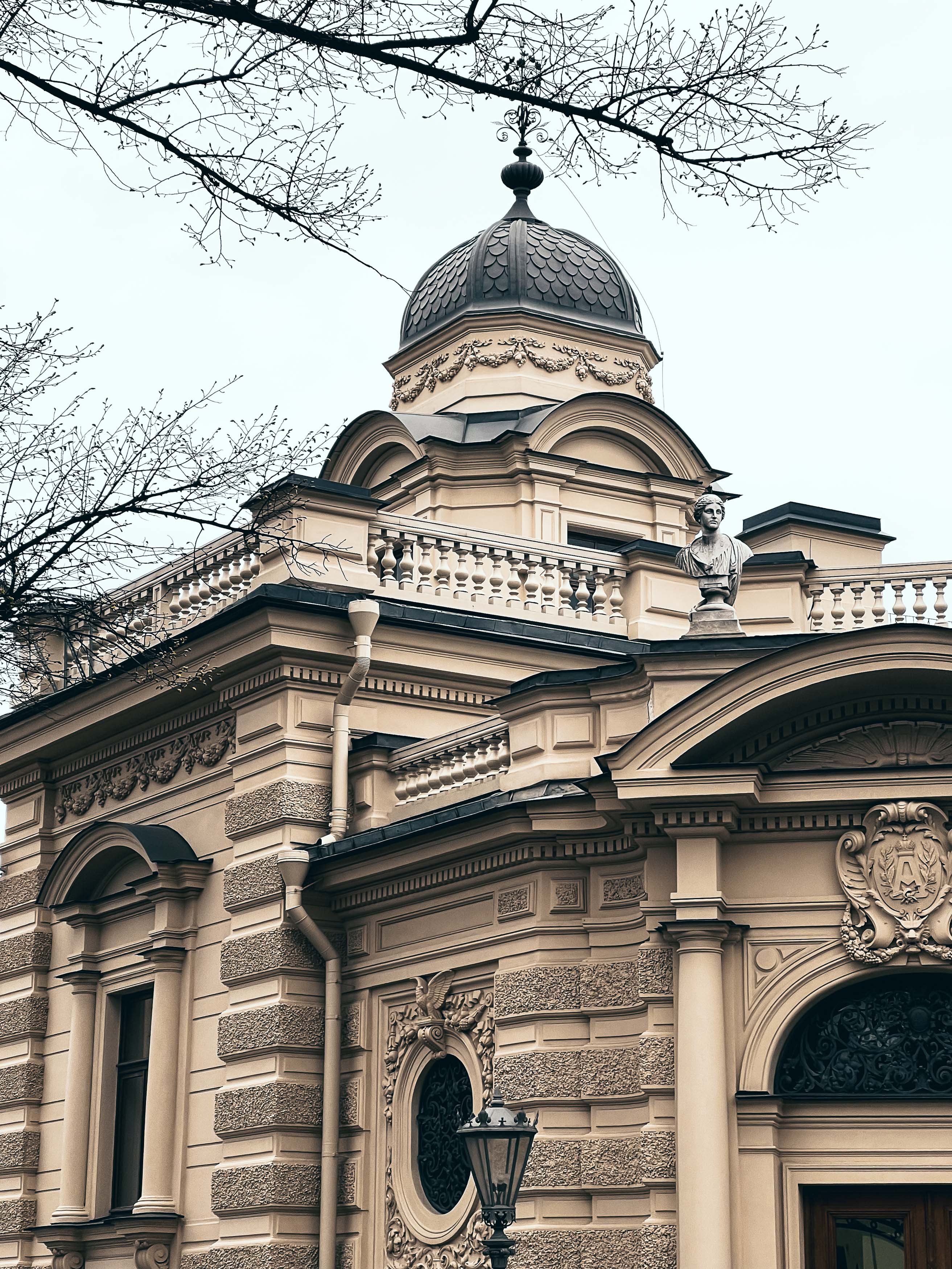 Алексеевский дворец в Петербурге