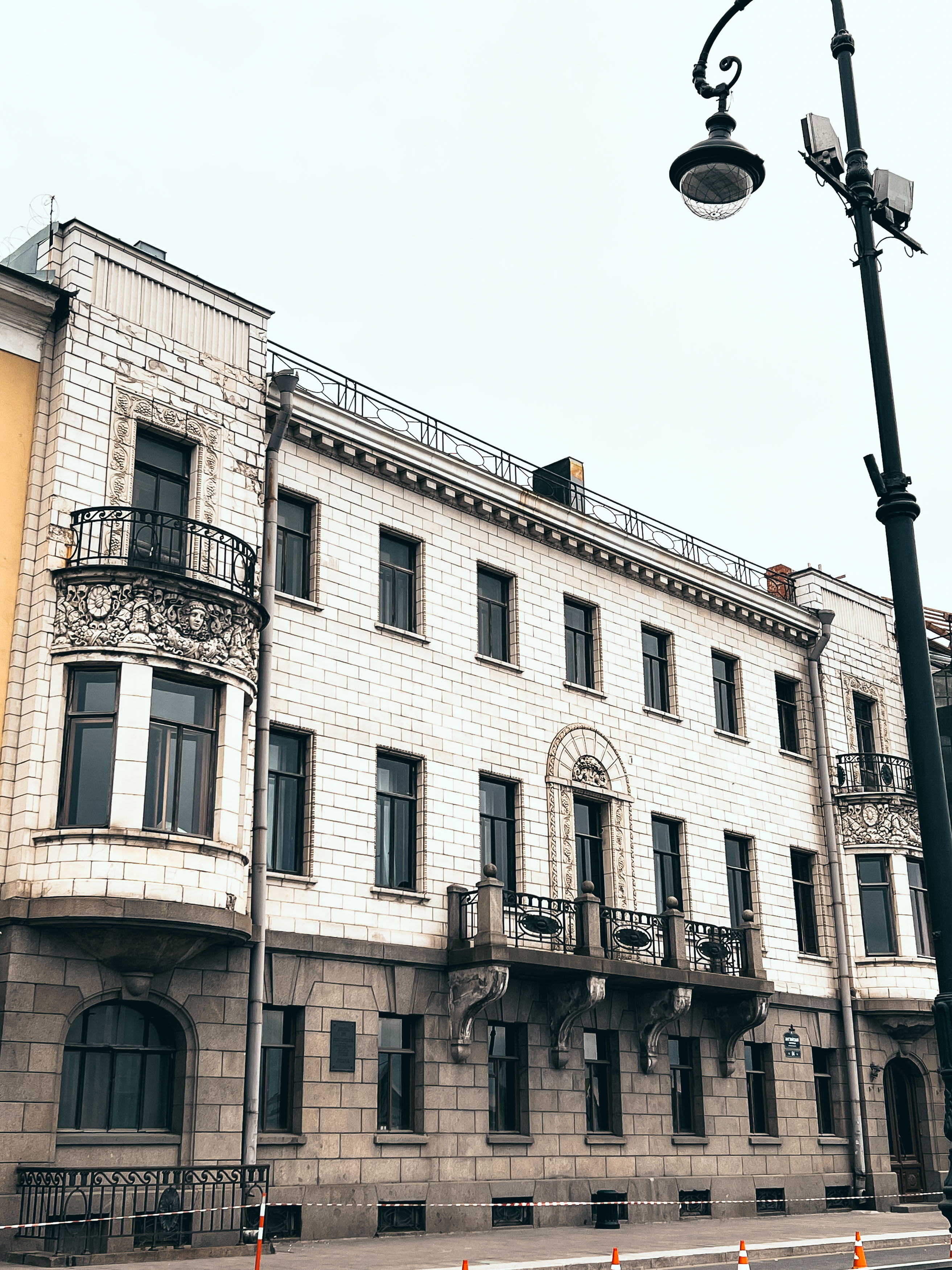 Дворец Михаила Александровича