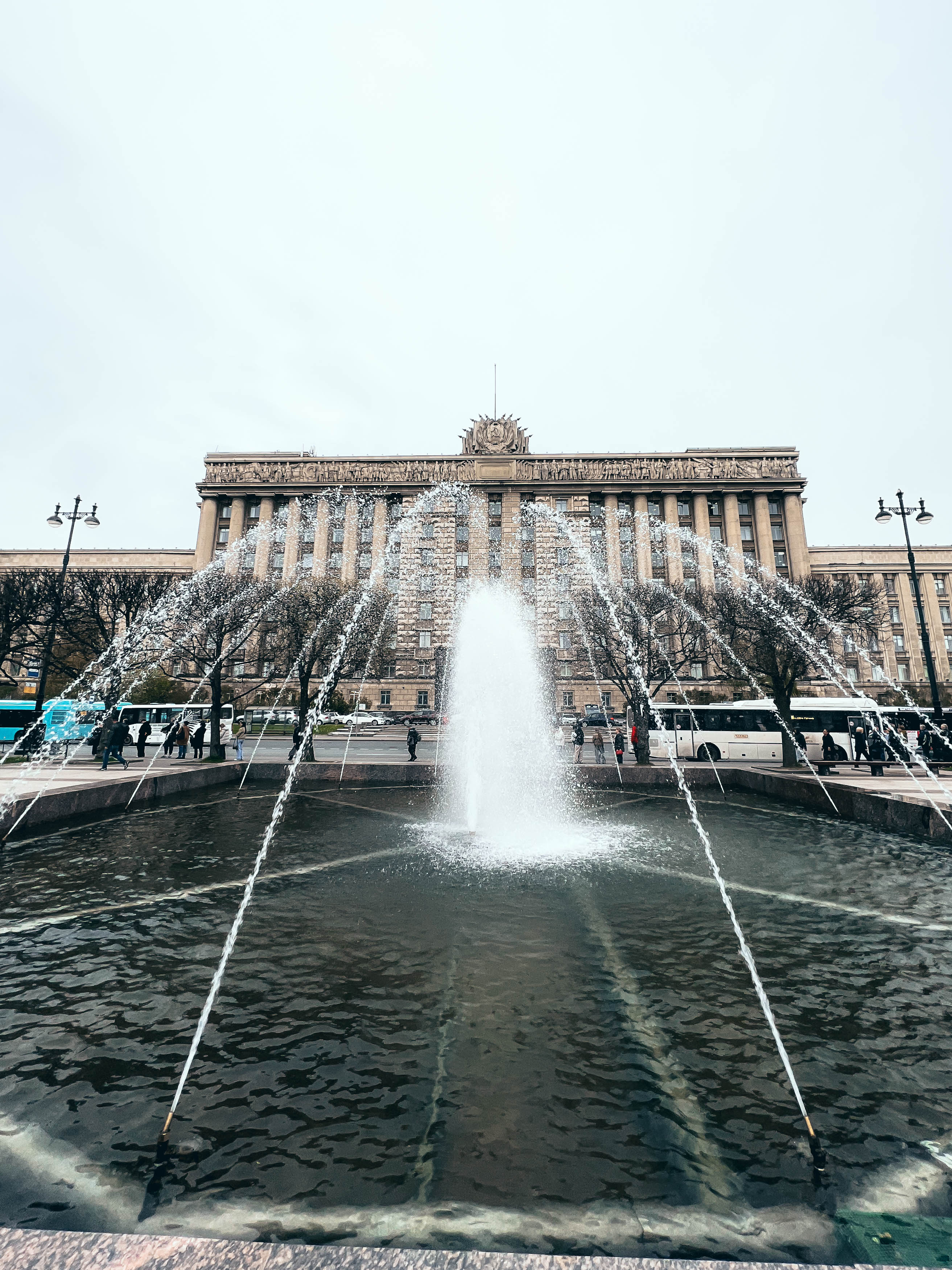 Дом Советов в Петербурге