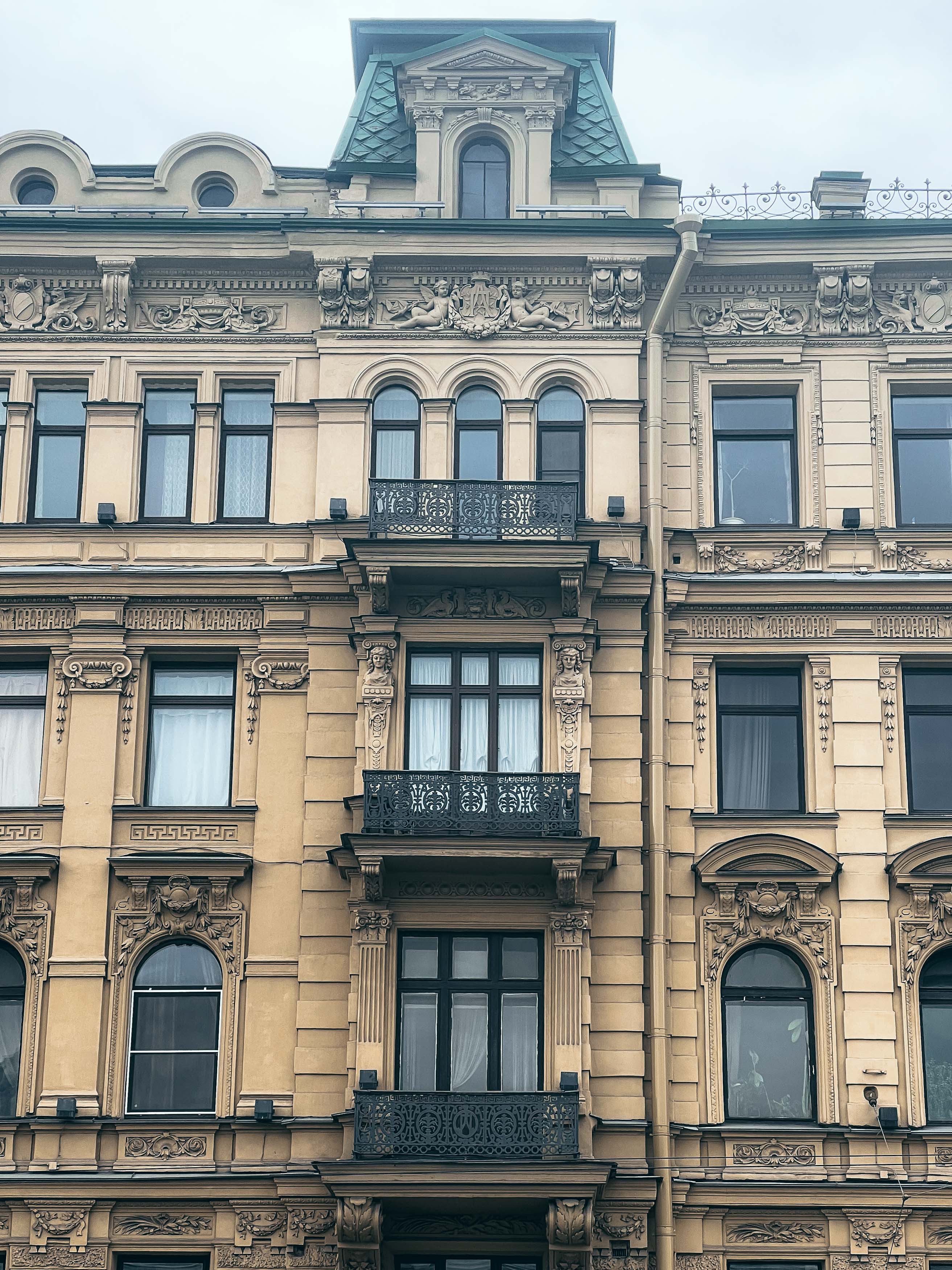 Дом Лихачёва на Невском, 66 · фото из поездки