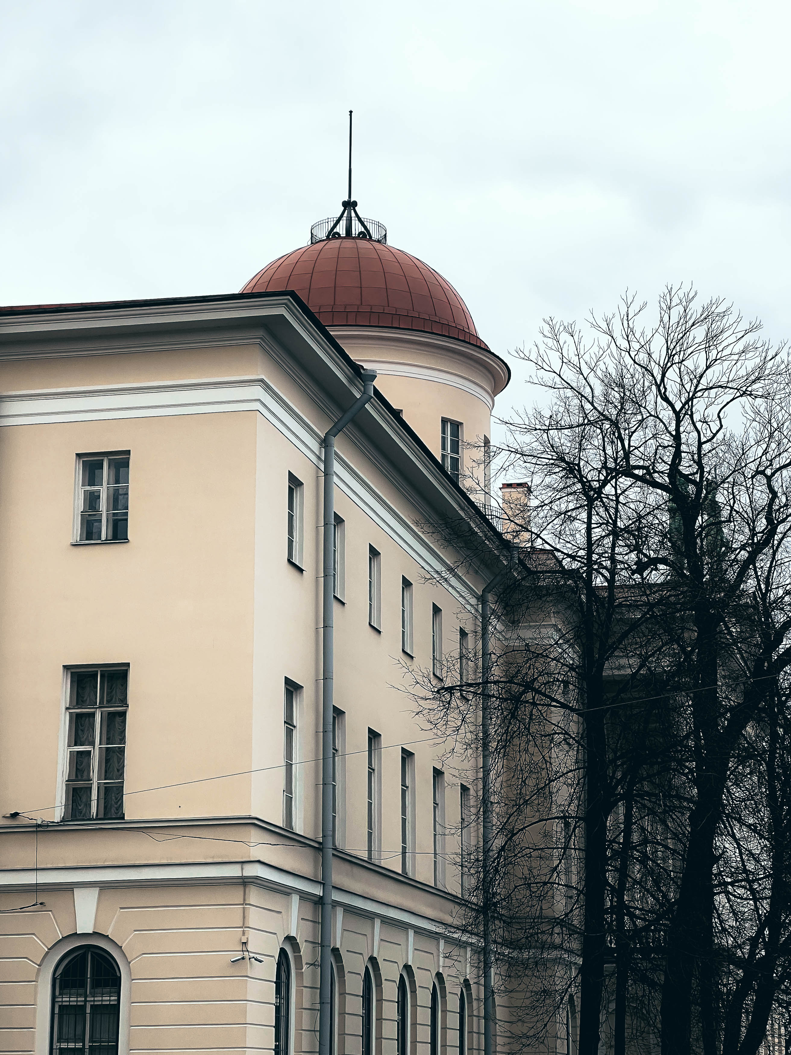 Портовая таможня в Петербурге