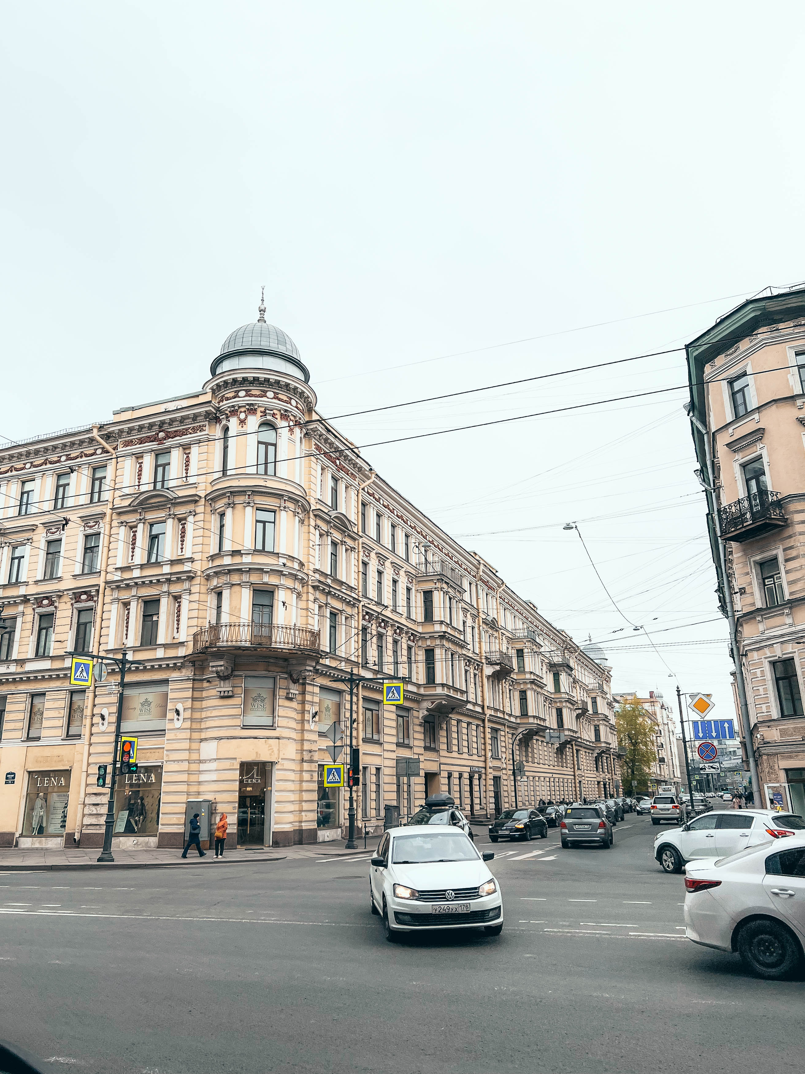 Дом Давыдова на Невском, 170 · фото из поездки