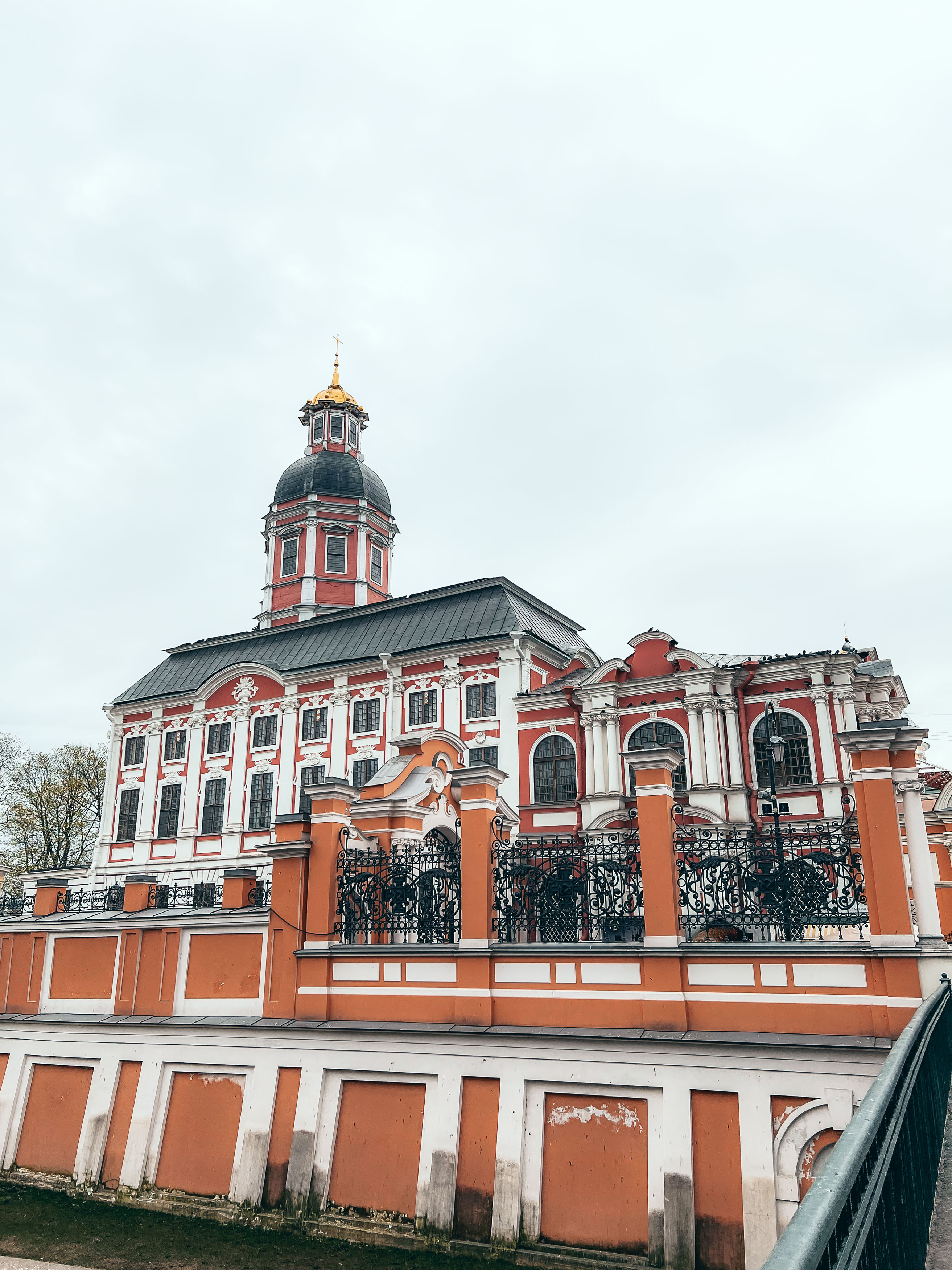 Благовещенская церковь лавры