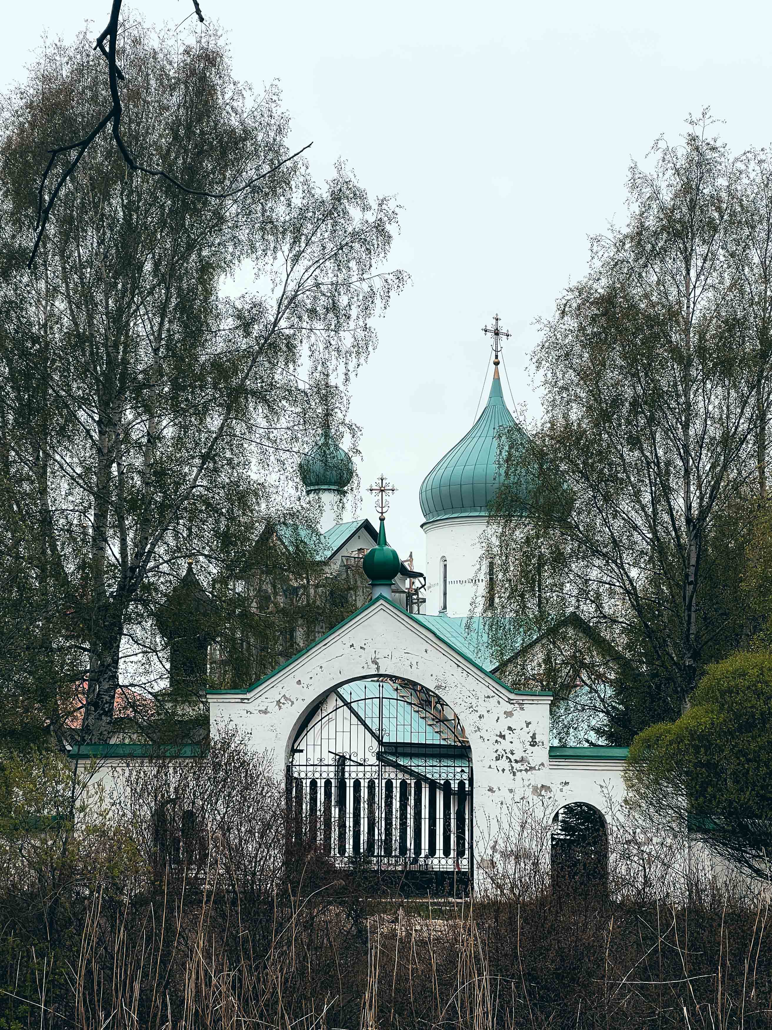 Сергиевский храм на острове Среднерогатского пруда