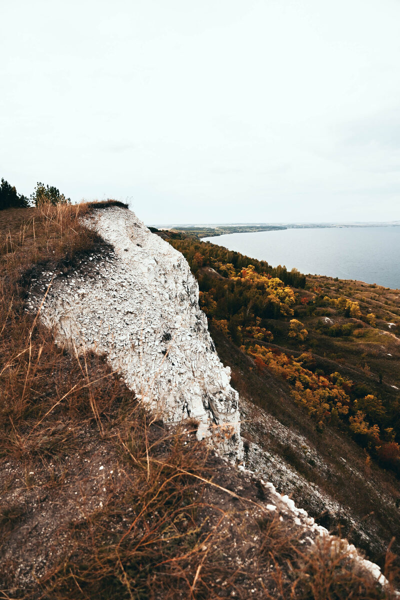 Меловые холмы и древняя геология